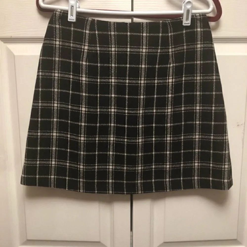 Vintage Express Preppy Plaid Wool Mini Skirt
